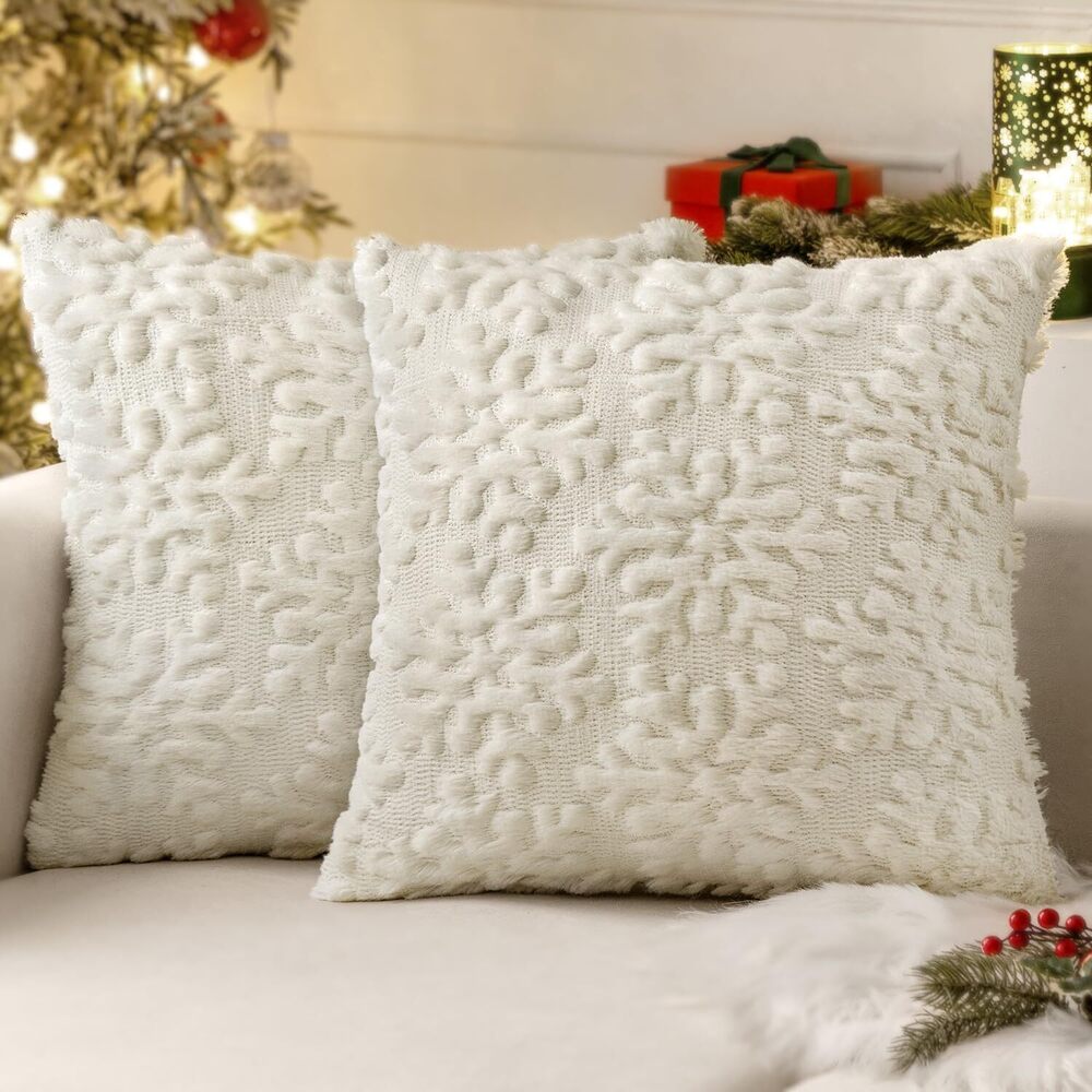 5705 Christmas Cream White Throw Pillow Covers Snowflakes Decorative 18Ć18